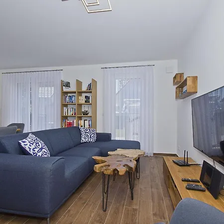 Luna 펜션 브리게